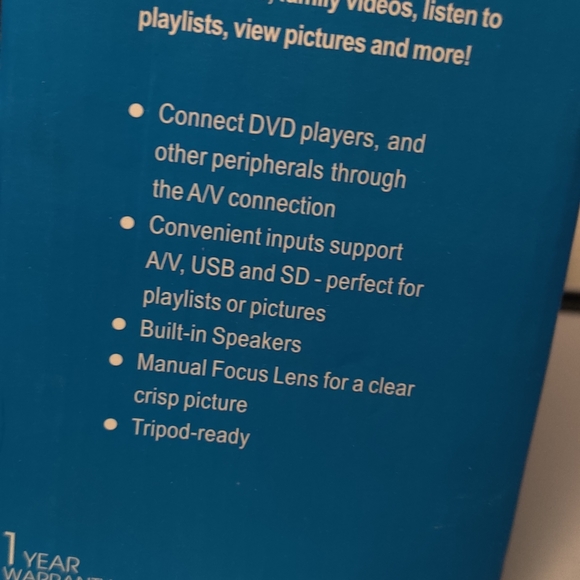 LED Entertainment Projector *New* - Picture 4 of 6